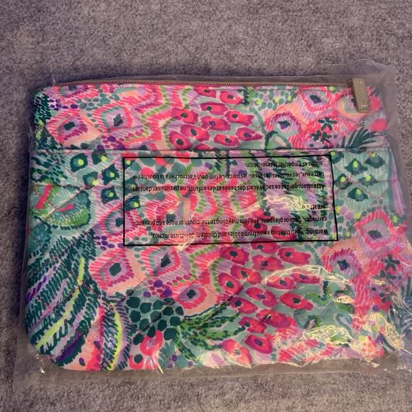 NWT Lilly Pulitzer Quilted Pouch in Banana Split Print GWP Bag Makeup Cosmetics - Picture 4 of 10